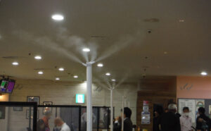 2022年12月14日北沢法人会ボーリング大会　専用霧化器による「いいじあ水」の空間噴霧